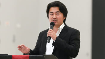 会長のプロフィール